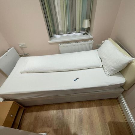 Accommodation Plus London Ngoại thất bức ảnh